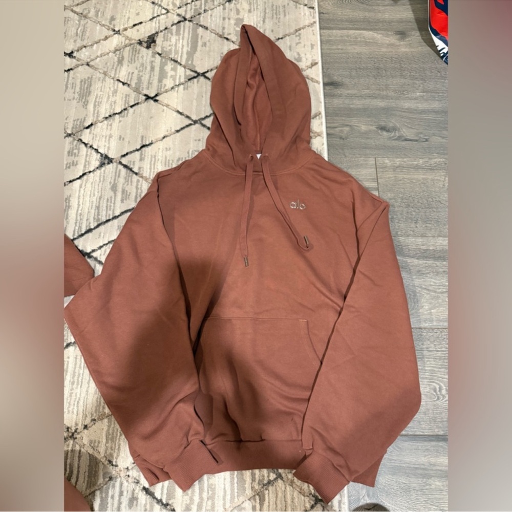 Chestnut brown Alo yoga Hoodie